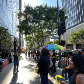 Protesters denounce Bukele regime outside Salvadoran consulate in Los Angeles